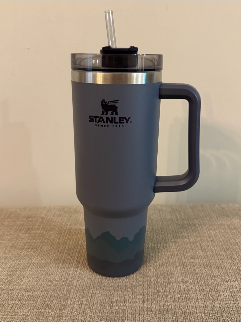 Stanley Adventure Quencher Tumbler Dusk Blue Mountain OG Landscape 40 oz